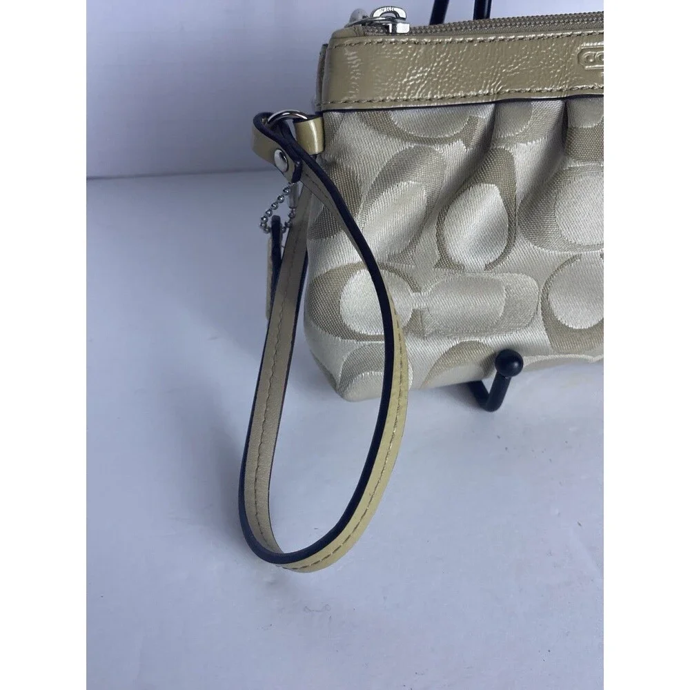 Coach Wristlet F43434 Pleated Sateen Signature C Logo Tan/Beige with Brown liner